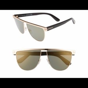 New and gently used Tom Ford sunglasses cloth/case